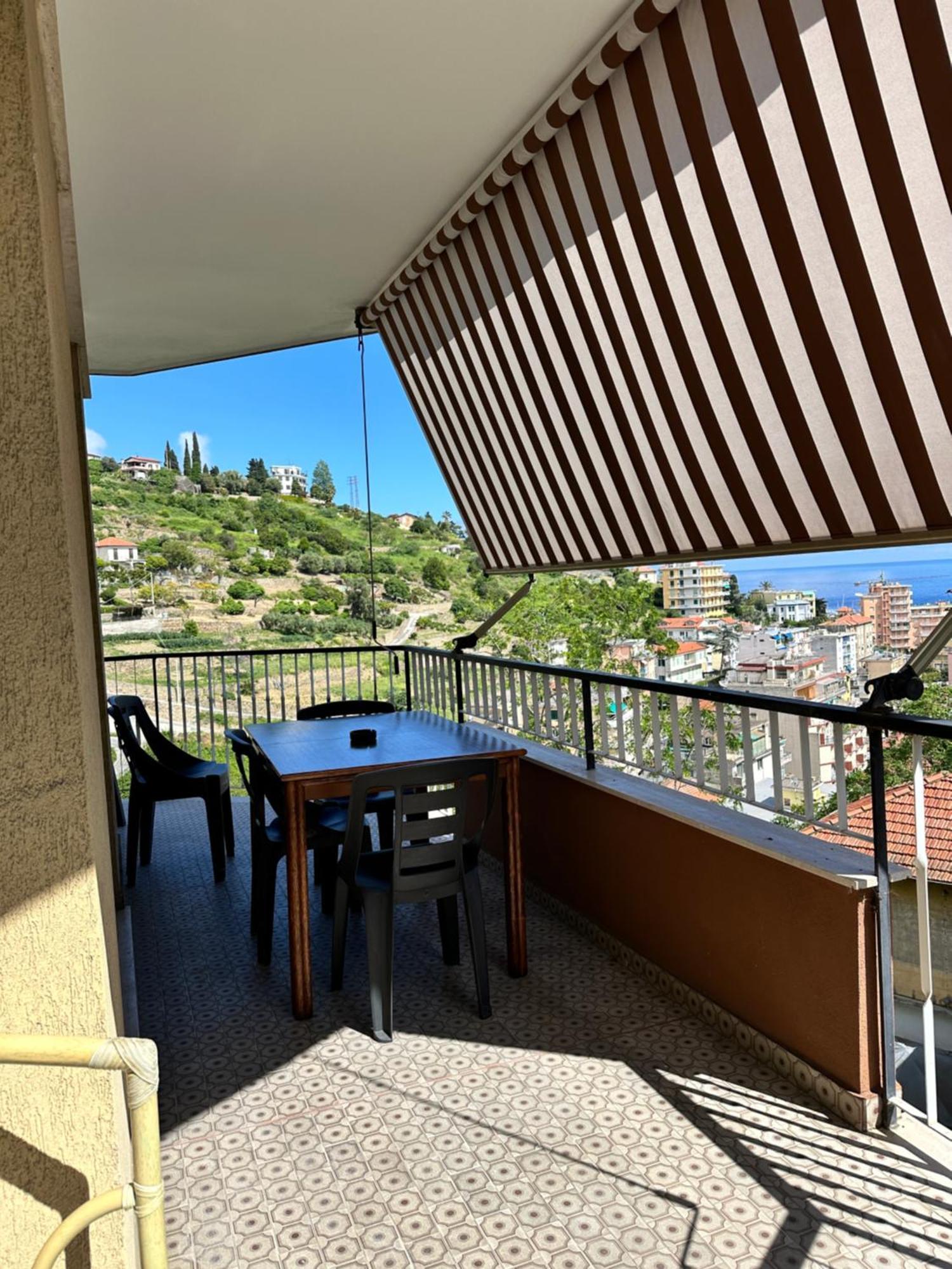 Appartamento Vista Mare, Sanremo Exterior foto